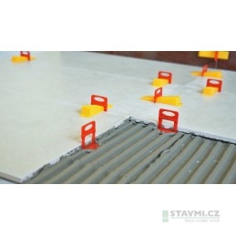 Levelys spony 1,5 mm, 100 ks červené SP1101.5