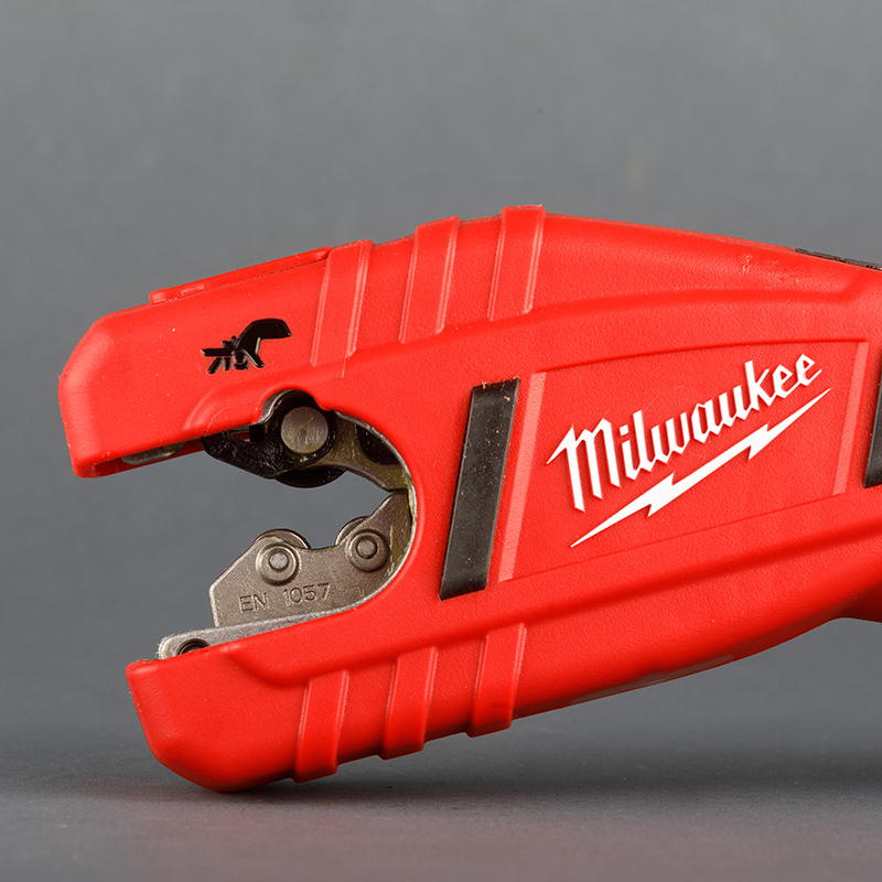 Milwaukee C12 PC-0 Aku řezačka měděných trubek